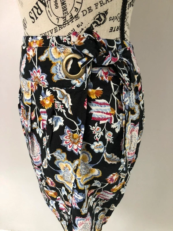🖤 Falda drapeada floreada – Promod – T. 40 – Muy buen estado – photo 2